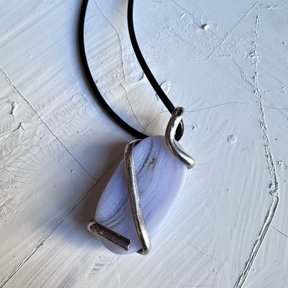 Pendant Necklace Blue Lace Agate Gemstone wire wrapped 16-18’ Chain 5518 G - Picture 4 of 12